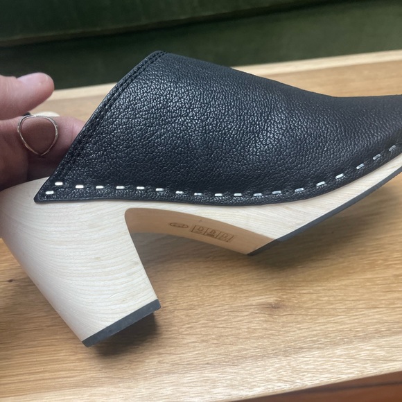 Anthropologie Kelsi Dagger Brooklyn Clogs Worn once Size 7.5 - Picture 5 of 12